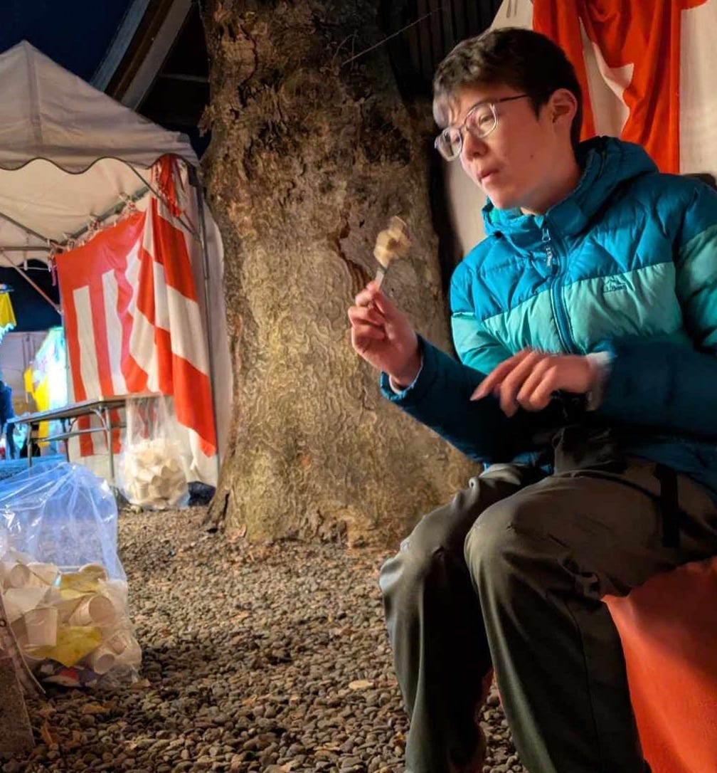 No description available.