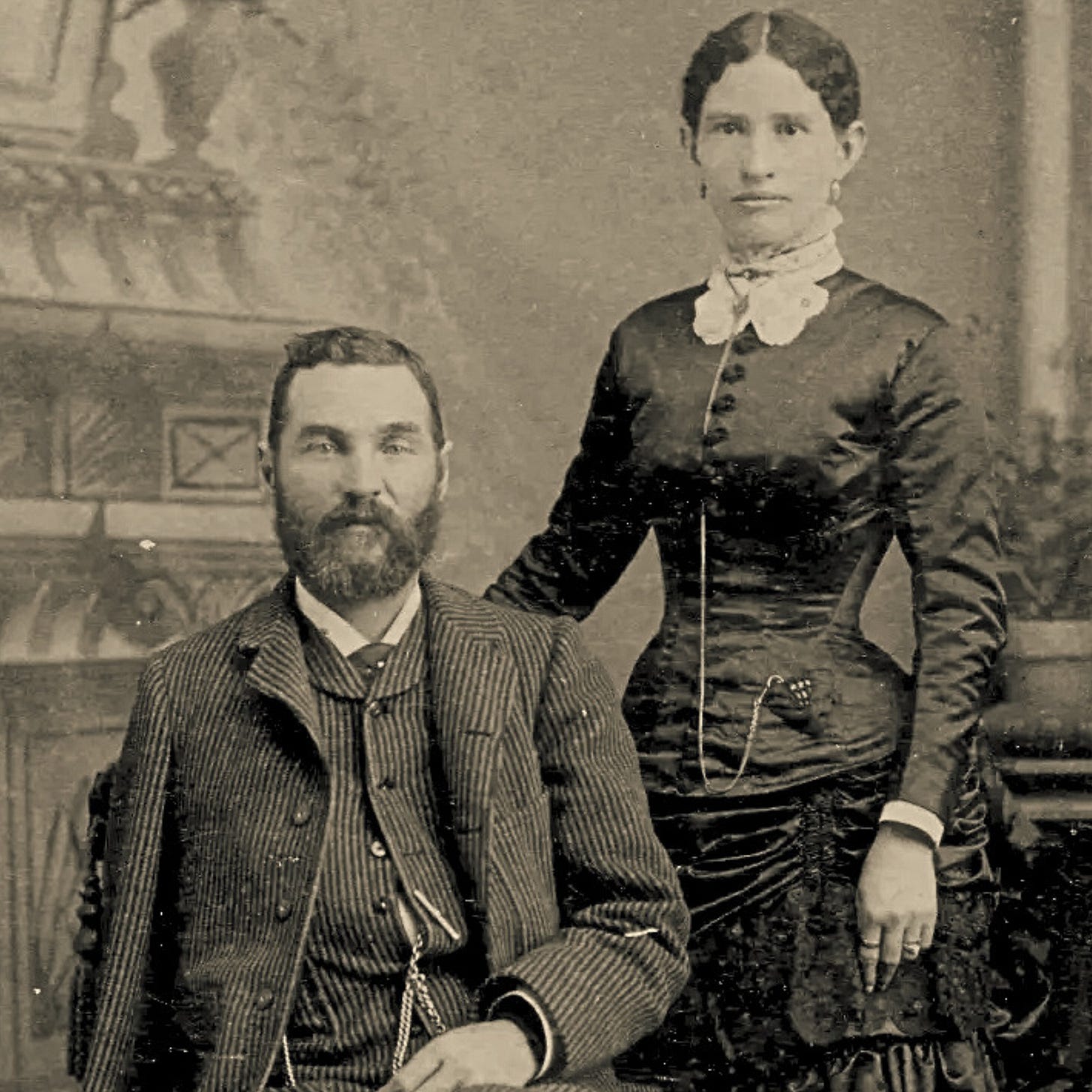 Alleged photo of Wilson and his wife. Alleged photo of Wilson and his wife.