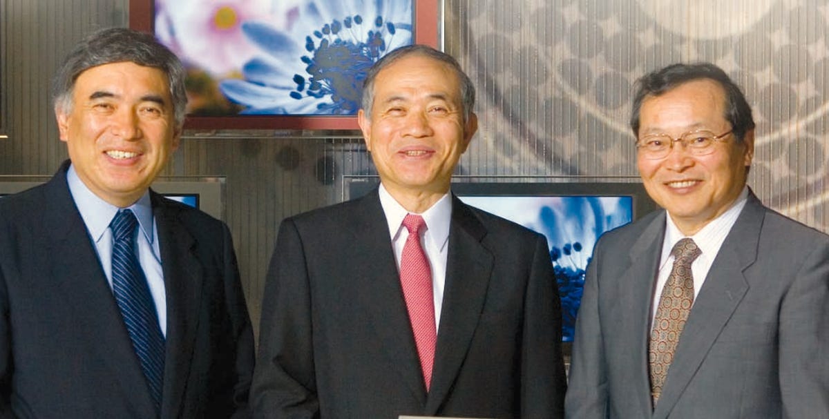 Sony history timeline Howard Stringer Sony CEO 2000s Sony history timeline Howard Stringer Sony CEO 2000s