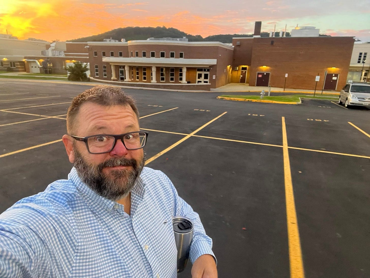 No photo description available.