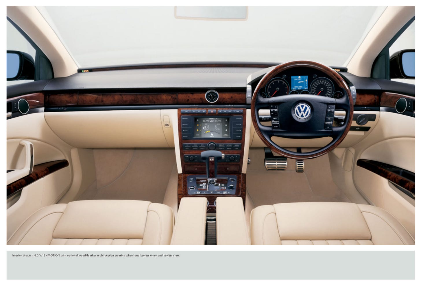 Volkswagen Phaeton 2006 brochure dashboard interior Volkswagen Phaeton 2006 brochure dashboard interior