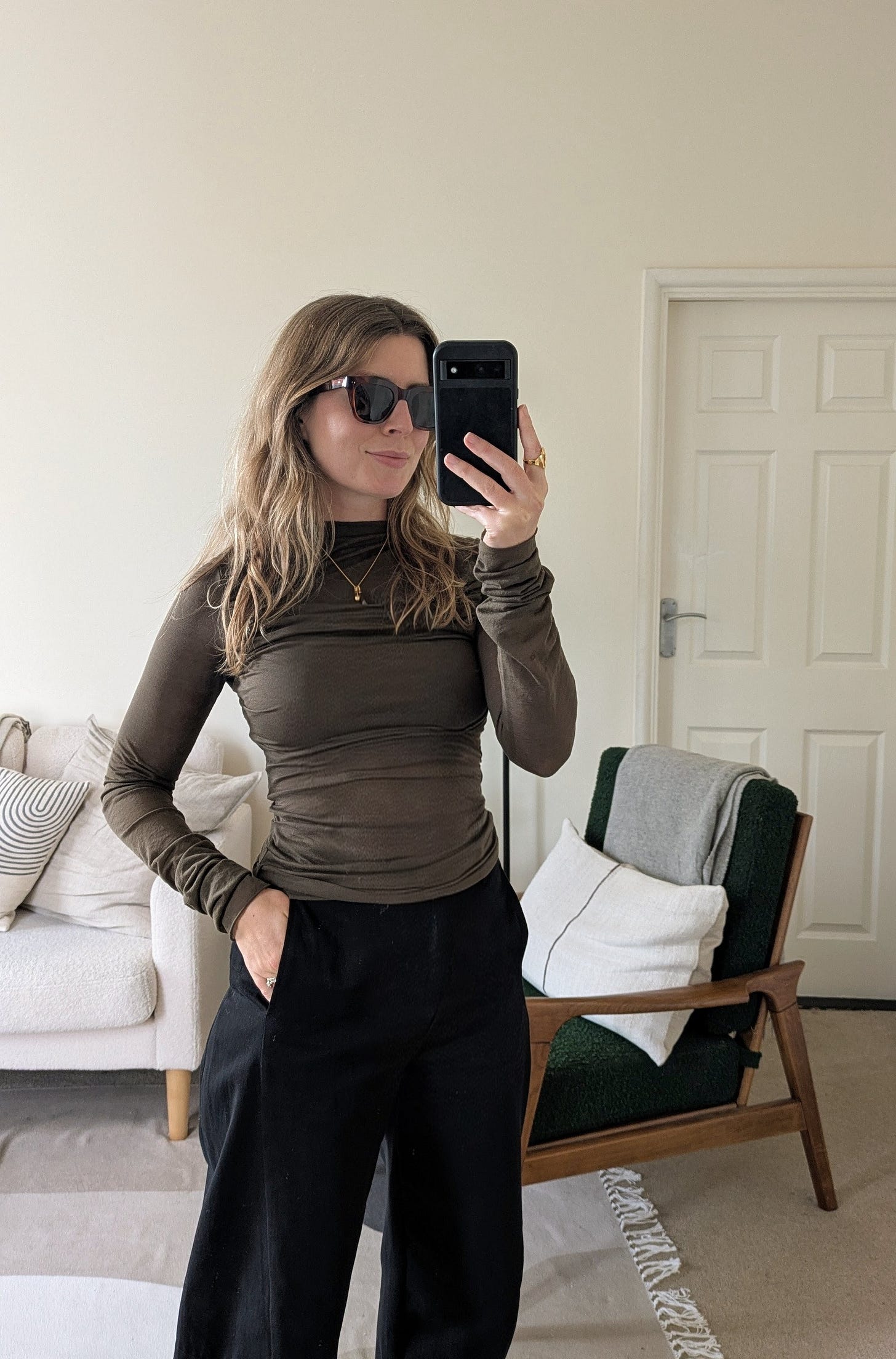What I Pack in a Weekend Bag for Short Trips