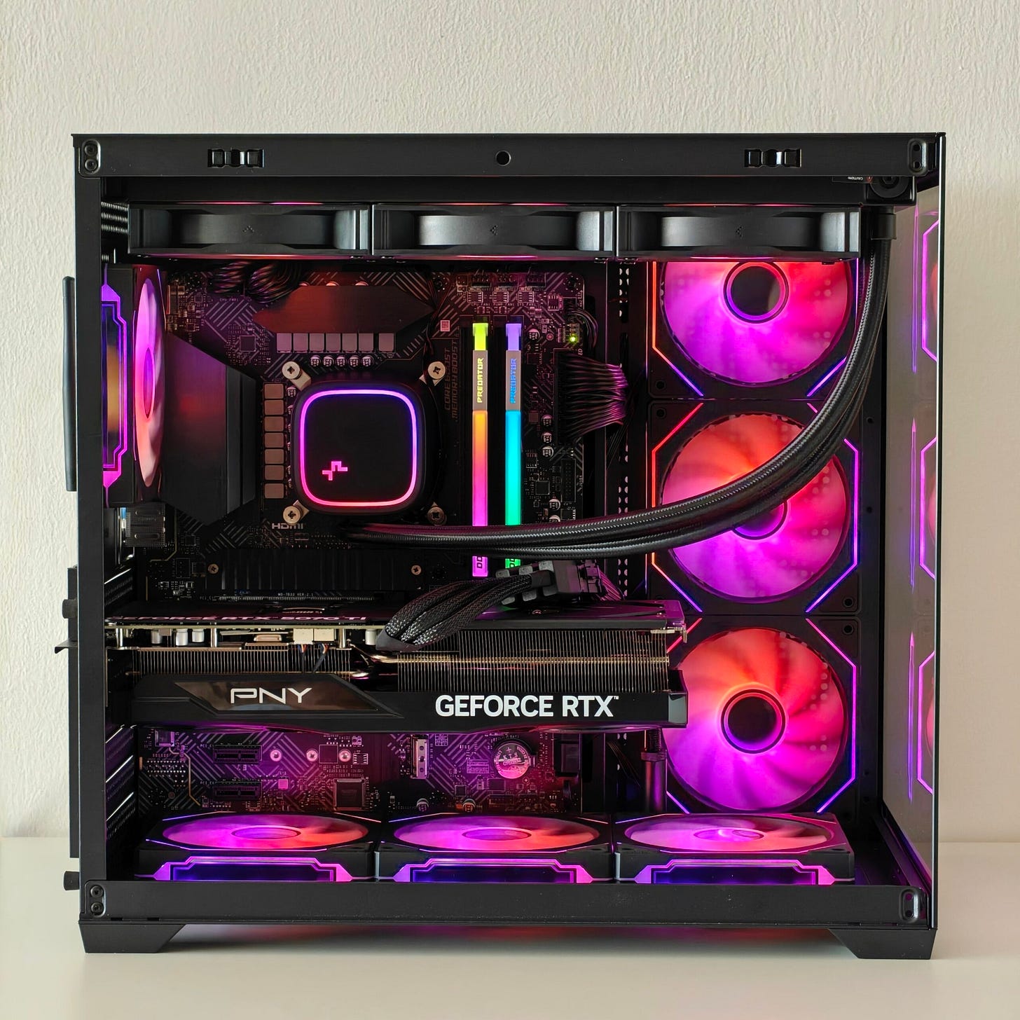Gaming PC (Ryzen 9 9950X3D, RTX 5090 32GB)