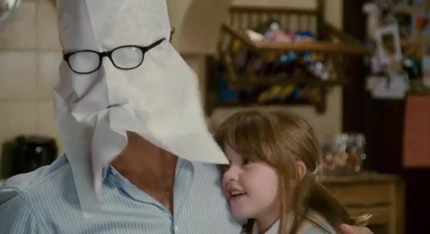 YARN | Hello, my name is Mr. Napkin Head. | The Holiday (2006) | Video  clips by quotes | a56f08e3 | 紗
