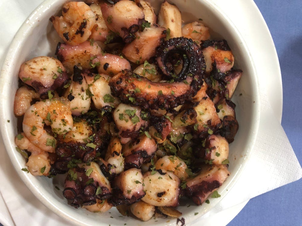 Pulpo (Octopus) Pulpo (Octopus)