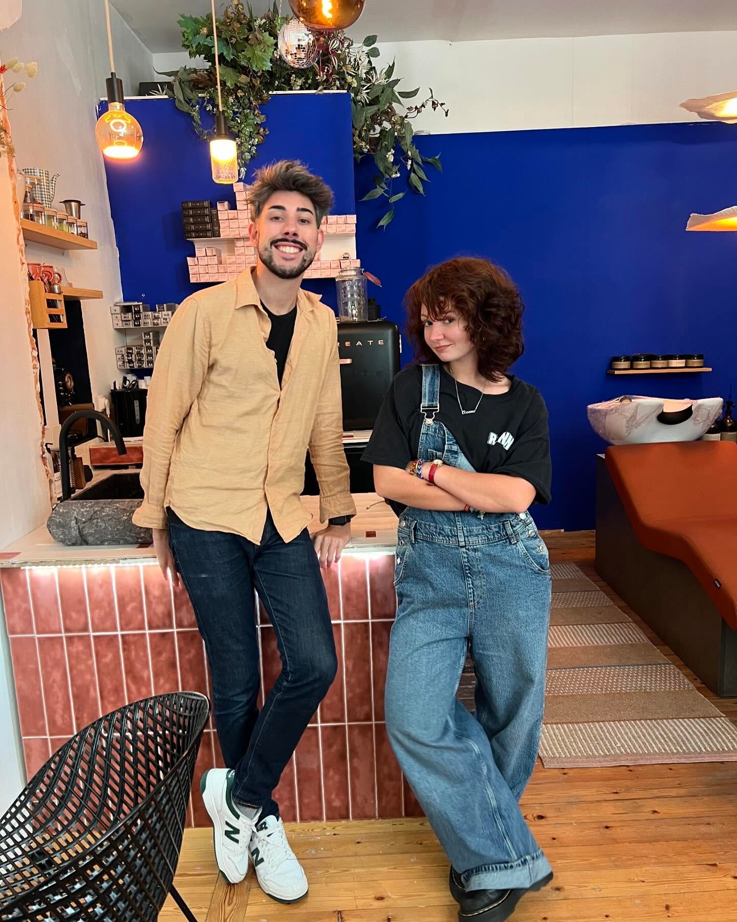 Aucune description de photo disponible.