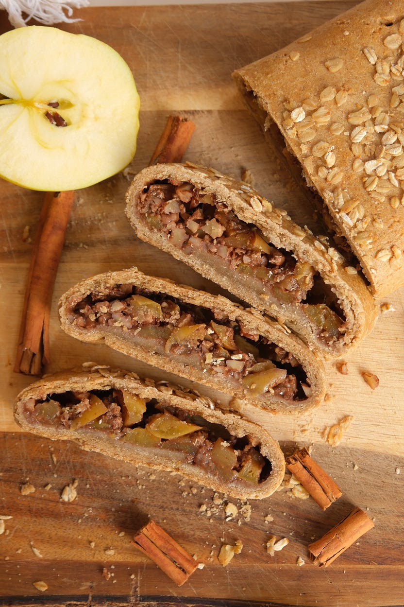 High-Fiber Apple Walnut Strudel High-Fiber Apple Walnut Strudel
