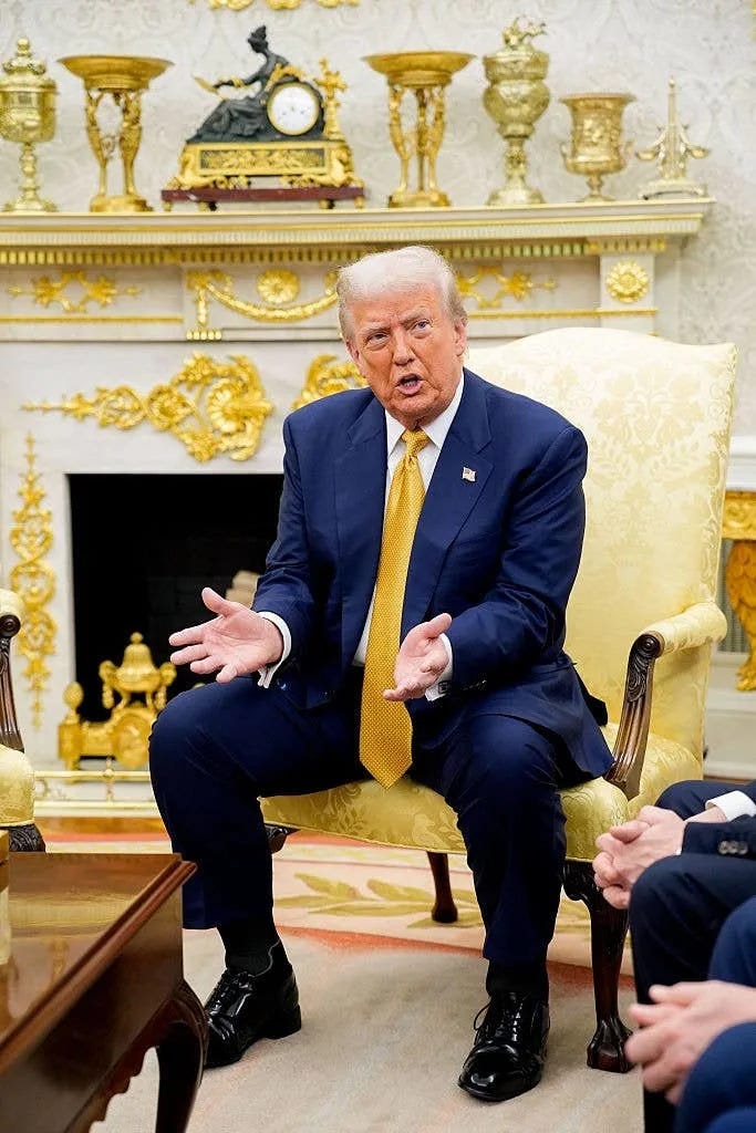 People Just Noticed What Donald Trump Did To The Oval Office Door, And  They're Not Happy About It - Yahoo News Canada