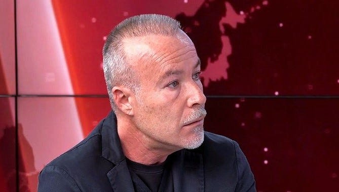 Μπογιόπουλος: Τι σημαίνει «αντικειμενικότητα» για τον ίδιο - Τα θερμά  σχόλια για Κουτσούμπα (video) | Το Κουτί της Πανδώρας