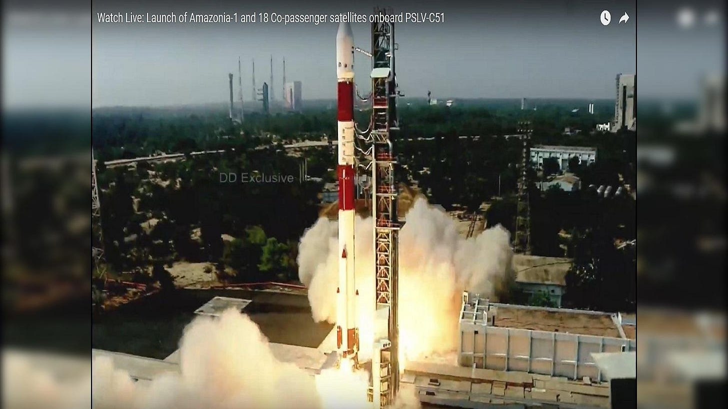 Amazonia 1,ബ്രസീലിന്റെ ആമസോണിയ വണ്ണും മറ്റ് 18 ഉപഗ്രഹങ്ങളുമായി പിഎസ്എൽവി സി  51 കുതിച്ചുയര്‍ന്നു - isro pslv c51 amazonia 1 brazil satellite launch  sriharikota - Samayam Malayalam