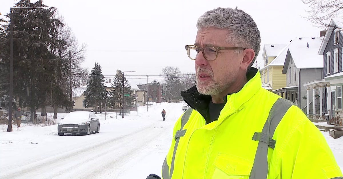 St. Paul Public Works says employee illegally detained by ICE | FOX 9  Minneapolis-St. Paul