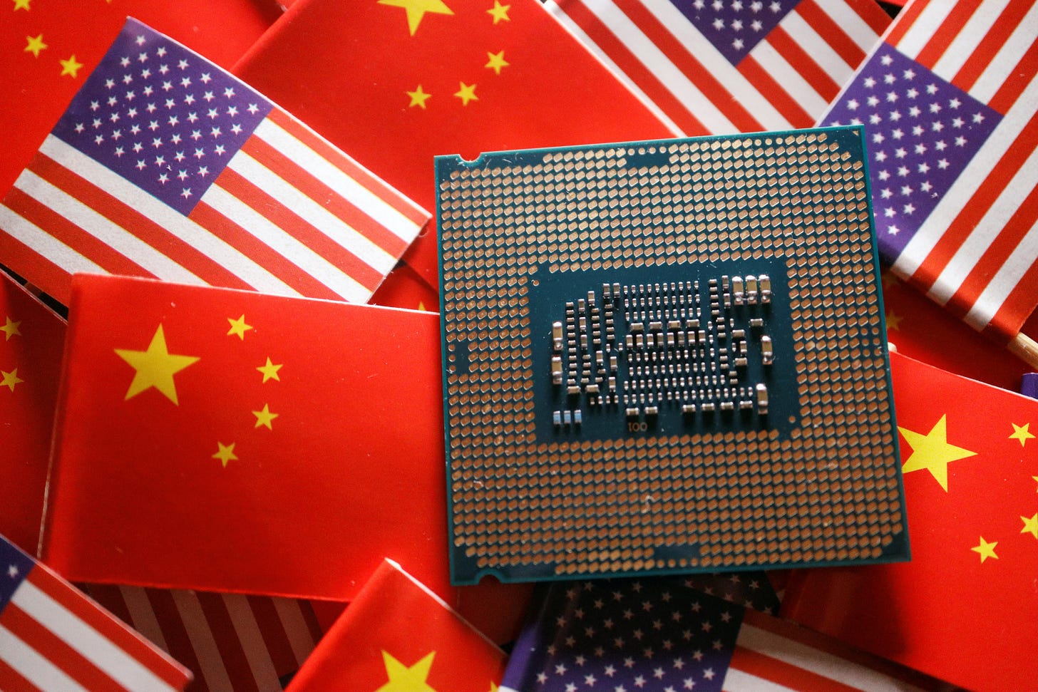 China chip firm powered by US tech and money avoids Biden's crackdown |  Reuters