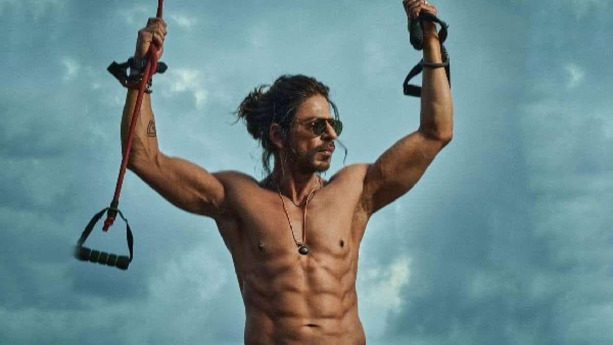 Pathaan Twitter Review: Shah Rukh Khan packs a powerful punch, says  Twitterati - BusinessToday