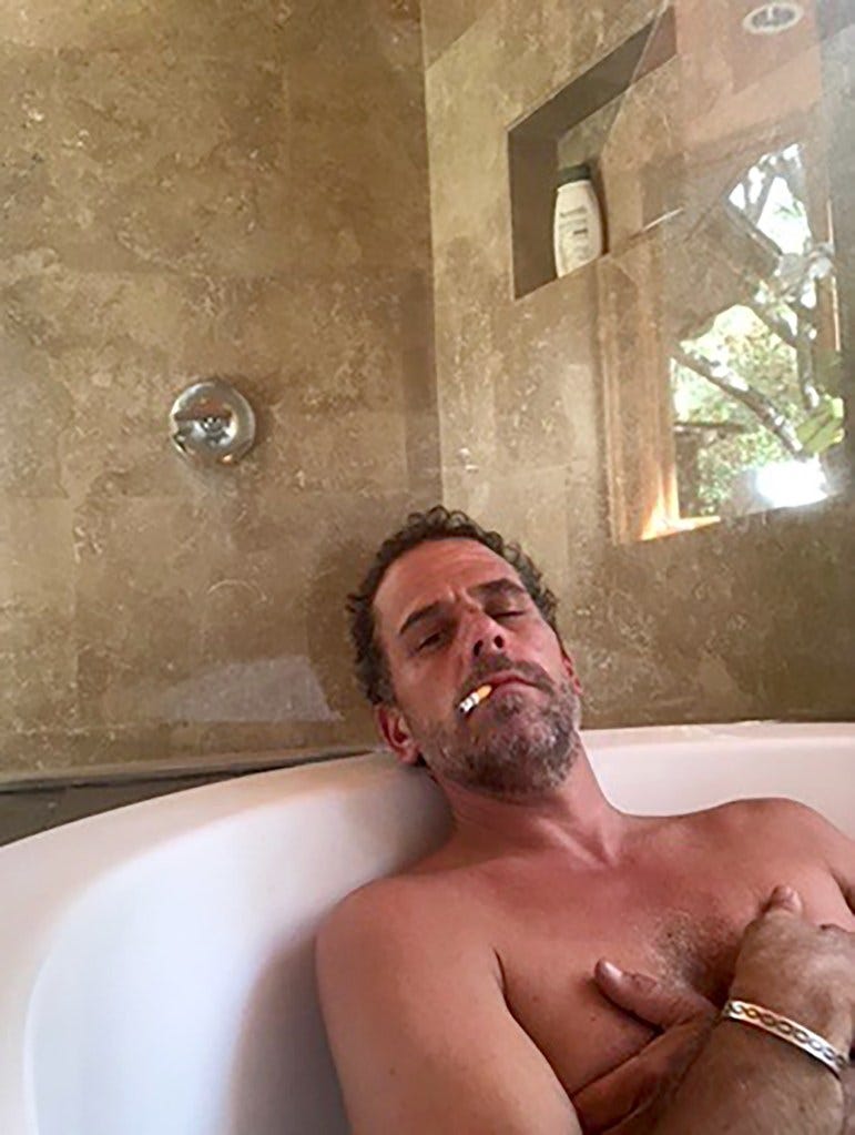 The letter claimed that stories about the infamous laptop had had "the classic earmarks" of Russian disinformation.