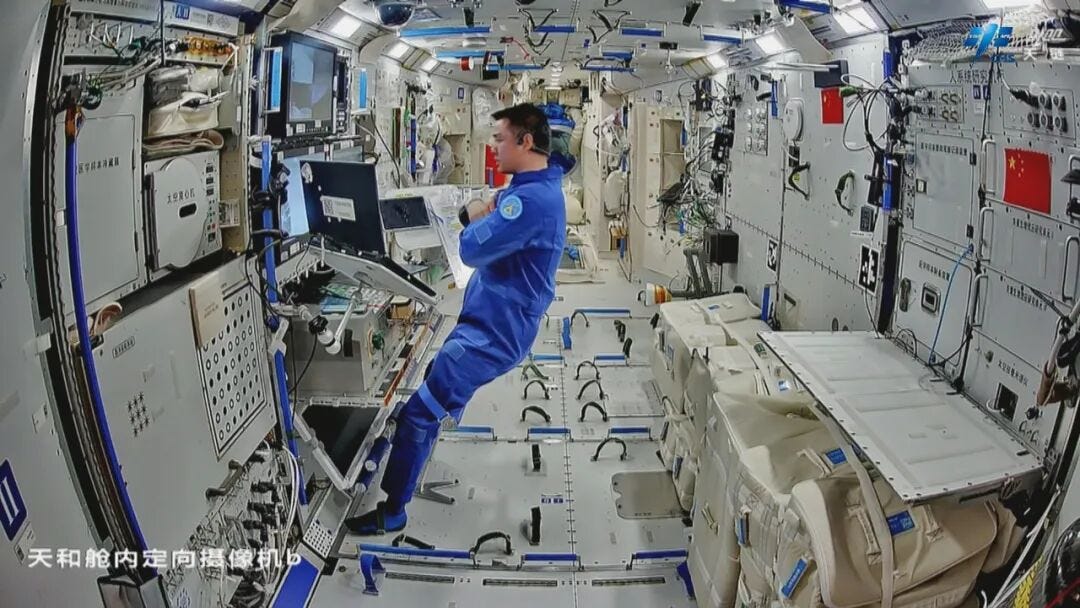 Chen Dong inside the Tianhe module supporting Shenzhou-20’s fourth spacewalk. Chen Dong inside the Tianhe module supporting Shenzhou-20’s fourth spacewalk.