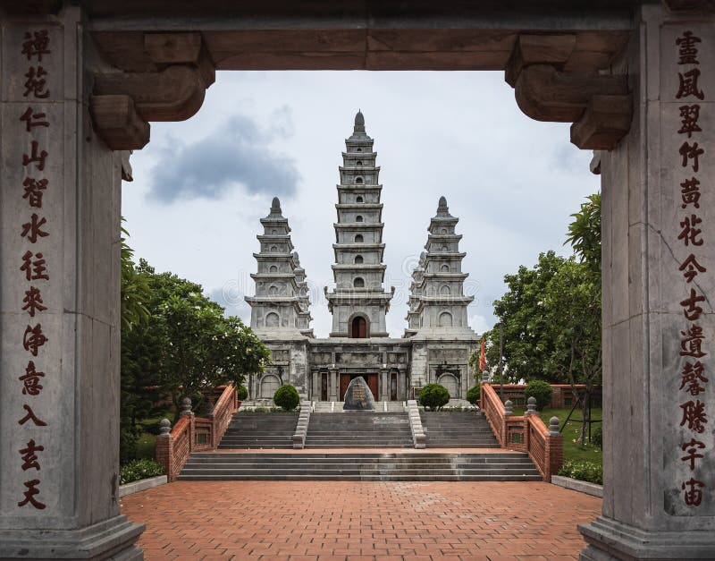 Bao Hai Linh Thong Pagoda Hon Gai, Quang Ninh, Vietnam in Ha Long ...