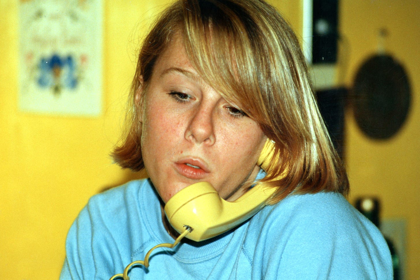 A person talking on a phone

AI-generated content may be incorrect.