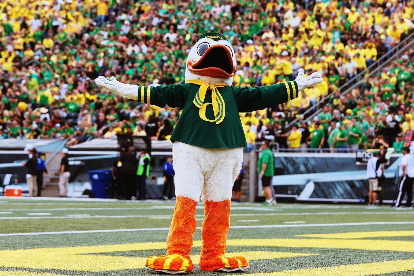 May be an image of 4 people and text that says 'OREGON'