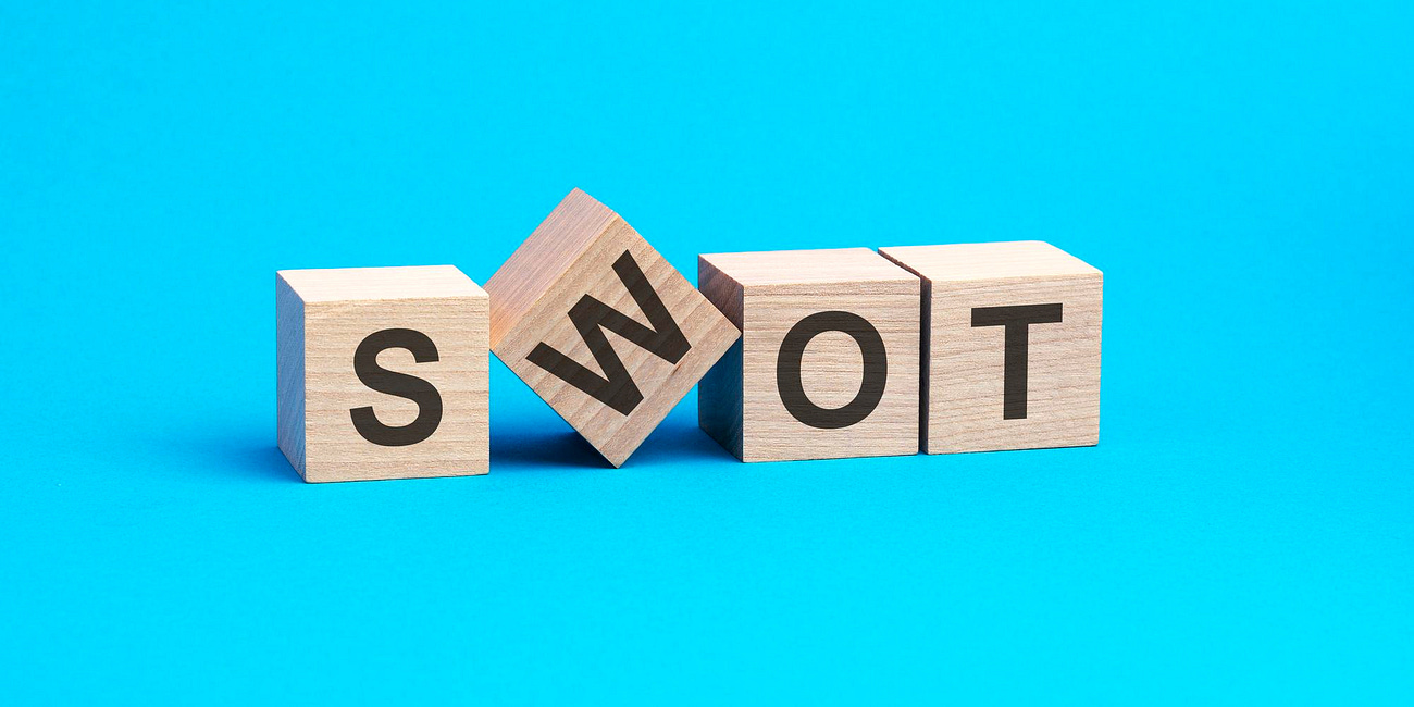 📌 Hospitality SWOT Analysis