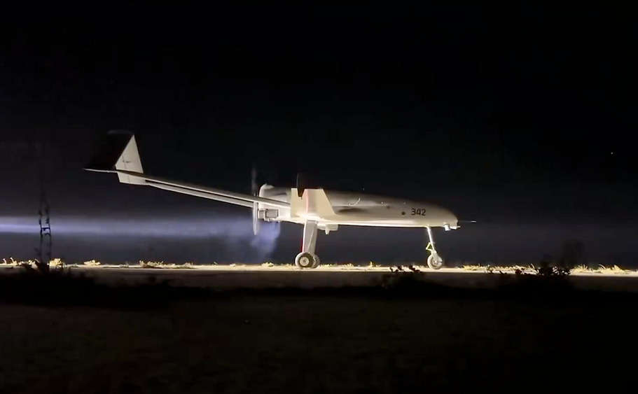 Some Ukrainian single-use propeller-driven strike drone designs like the more sophisticated AN-196 Lyutyi require the use of a runway. The Shahed-136/Geran-2 is in contrast a runway-independent strike drone design Some Ukrainian single-use propeller-driven strike drone designs like the more sophisticated AN-196 Lyutyi require the use of a runway. The Shahed-136/Geran-2 is in contrast a runway-independent strike drone design