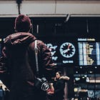 Travamos a emigração ao baixar os impostos?