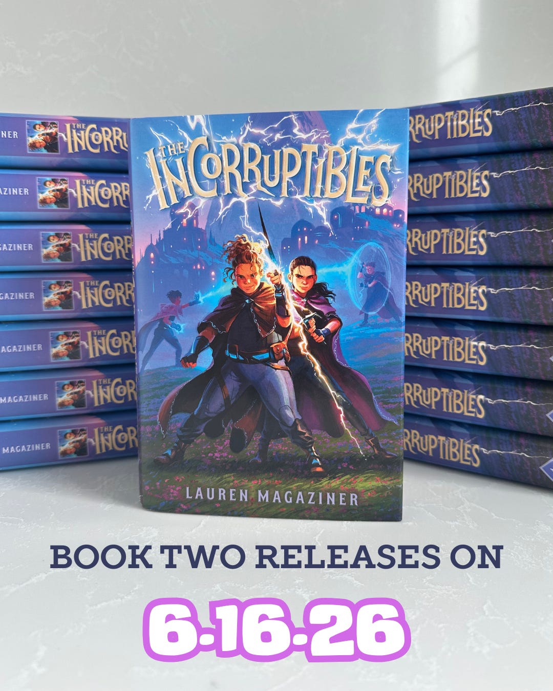 LAURENセット I Survived Graphic Novel #5-8 Boxed Set by Lauren Tarshis, Georgia