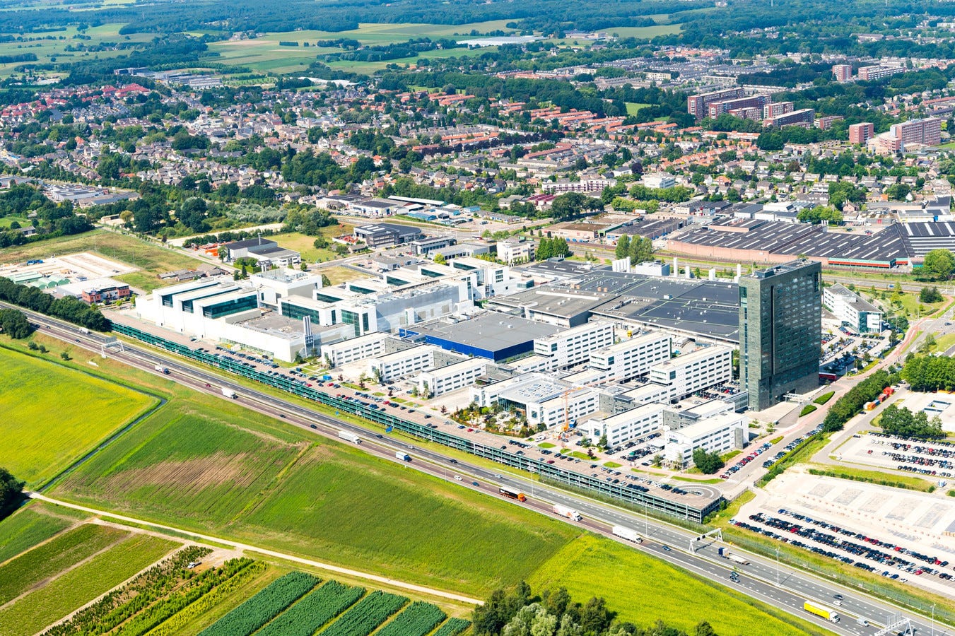 ASML - Veldhoven - Hanenberg ASML - Veldhoven - Hanenberg