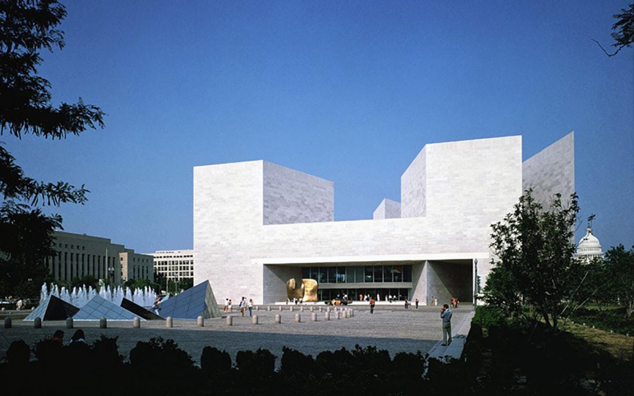 國家藝廊東館中庭與幾何空間|來源:The Pritzker Architecture Prize 國家藝廊東館中庭與幾何空間|來源:The Pritzker Architecture Prize