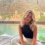 Ella's avatar