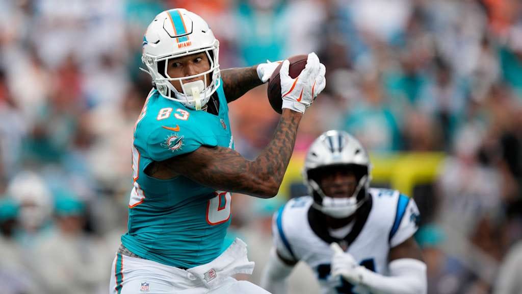 Panthers add Darren Waller, make corresponding roster moves Panthers add Darren Waller, make corresponding roster moves