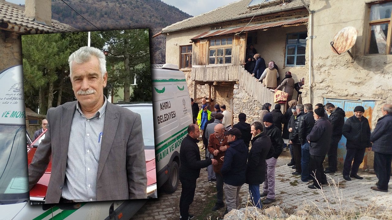 Konya'da kalp krizi geçirerek hayatını kaybeden imamı cemaati son yolculuğuna uğurladı