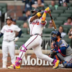 Ronald Acuña Jr.'s solo homer (8) Ronald Acuña Jr.'s solo homer (8)