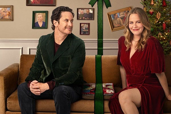 Merry Little Ex-Mas Holiday Hiatus | rmrk*st | Remarkist Magazine Merry Little Ex-Mas Holiday Hiatus | rmrk*st | Remarkist Magazine