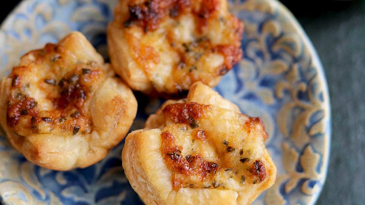 No. 344: Next-Level Cheese Puffs; Japanese Turnip Stir-Fry; Local