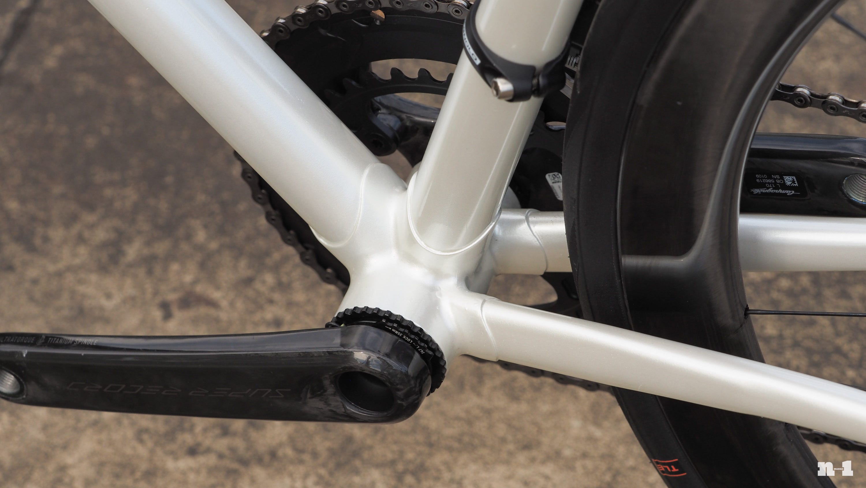 Liebo oversized steel road bike bottom bracket shell