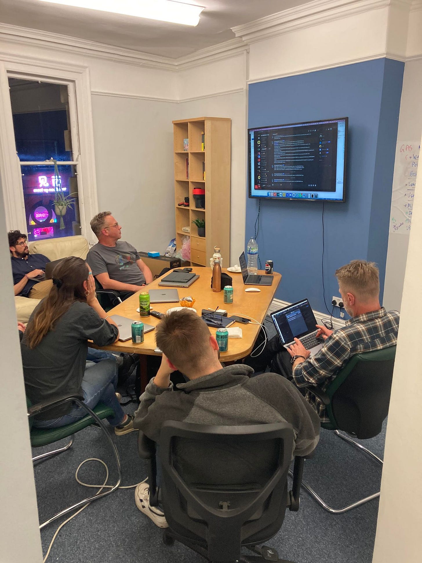 No description available.