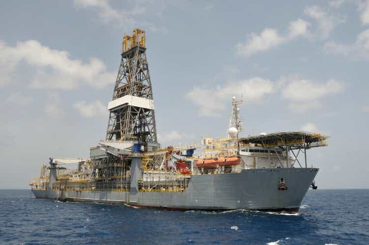 Drill ship. Off shore deepwater oil rig.