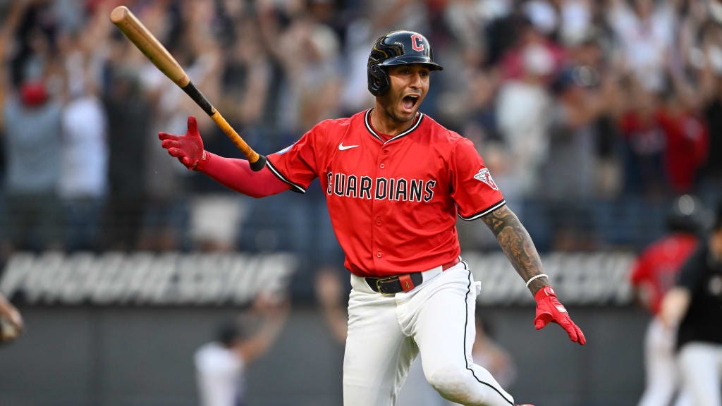 Brayan Rocchio walks it off with three-run HR