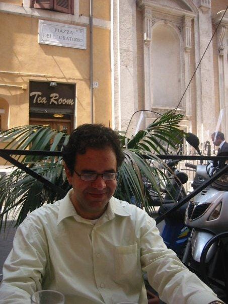 May be an image of 1 person, Piazza di Spagna, the Pantheon and text May be an image of 1 person, Piazza di Spagna, the Pantheon and text