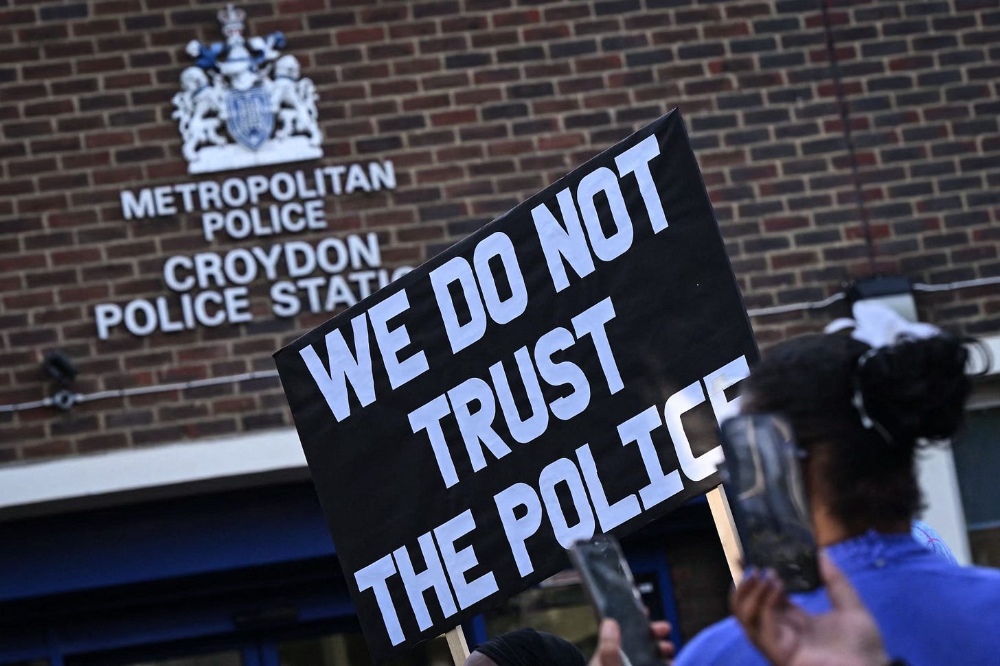 Less than half of the public trust police to solve crimes