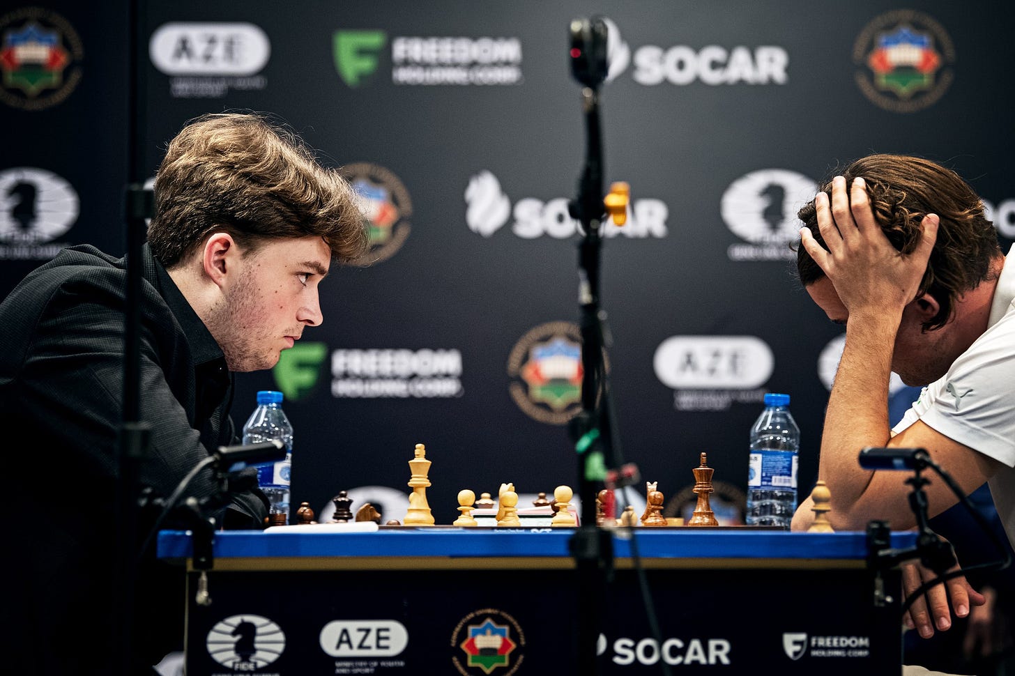 Carlsen suffers first defeat of FIDE Chess World Cup to 18-year-old Keymer