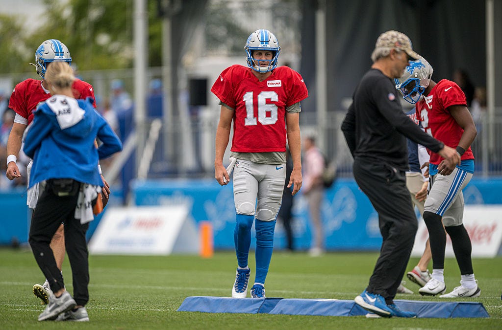 OTA observations: Early offseason participation, 'meaningless' rotations and a Campbell punchout