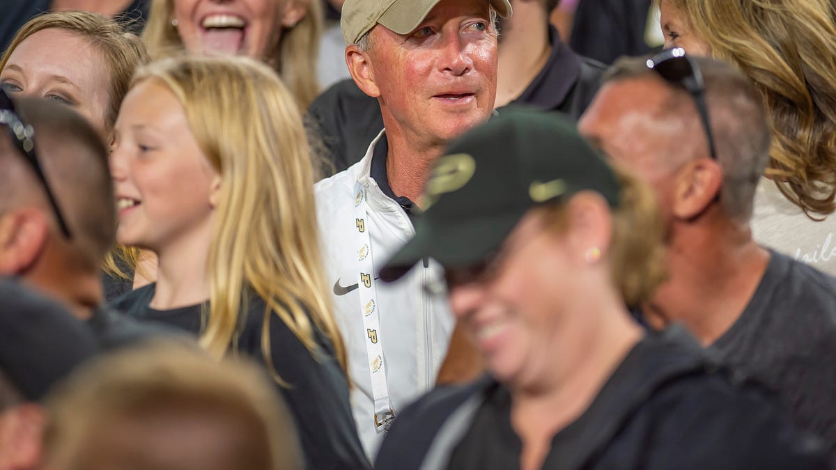 Why Mitch Daniels should stay beyond “the shortest time possible