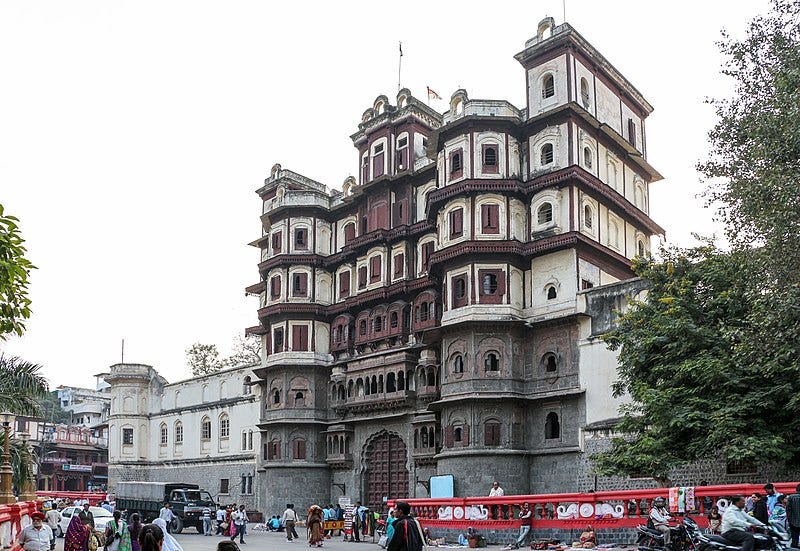 Rajwada Palace, Indore.jpg