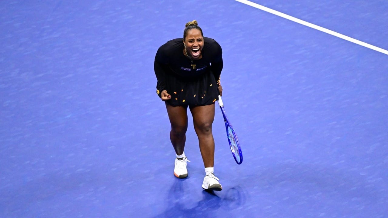 Taylor Townsend celebrates after winning her women's singles match at the 2025 US Open on Friday, Aug. 29, 2025 in Flushing, NY. (Ben Solomon/USTA)