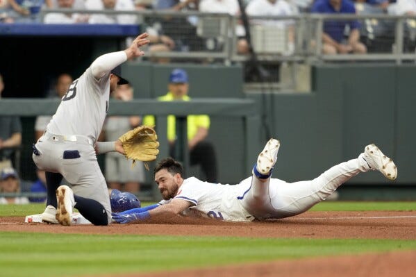Royals Fall 1-0 in Series Finale