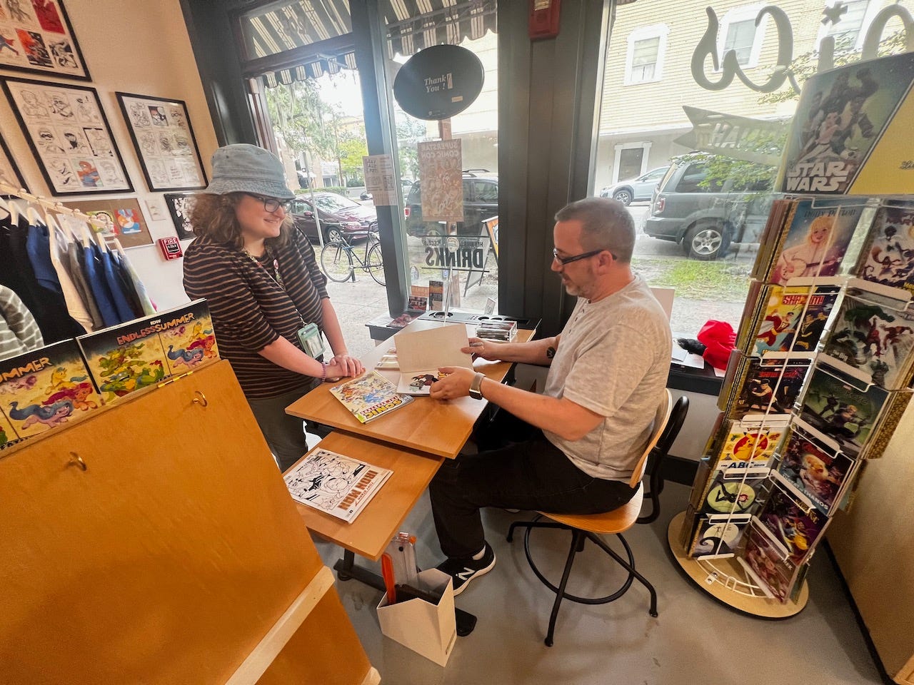 tracy yardley signing sonic the hedgehog tracy yardley signing sonic the hedgehog