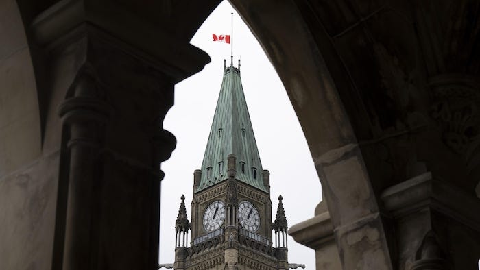 La tour de la Paix du parlement canadien. La tour de la Paix du parlement canadien.