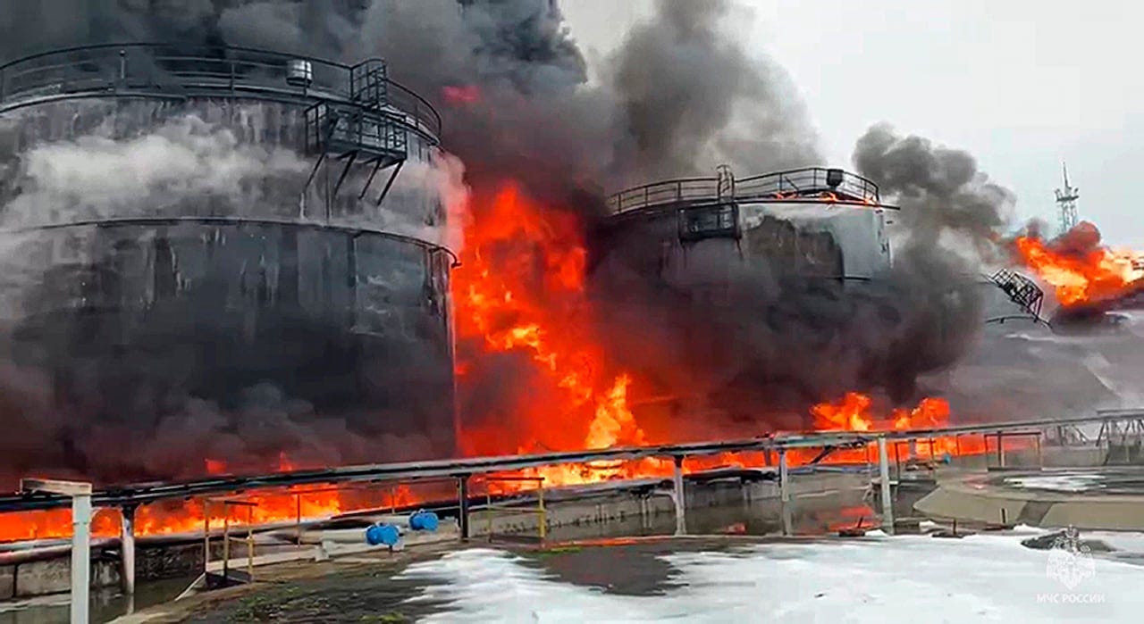 What continued drone strikes on Russian oil refineries could mean for war  with Ukraine | CBC News