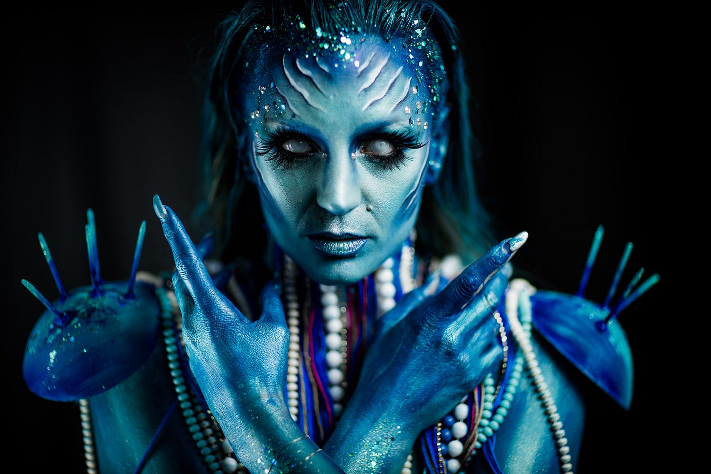 Saturday, a promo paint for Superstar by Nicola Loda on Beatrice. I squeezed it in somehow.